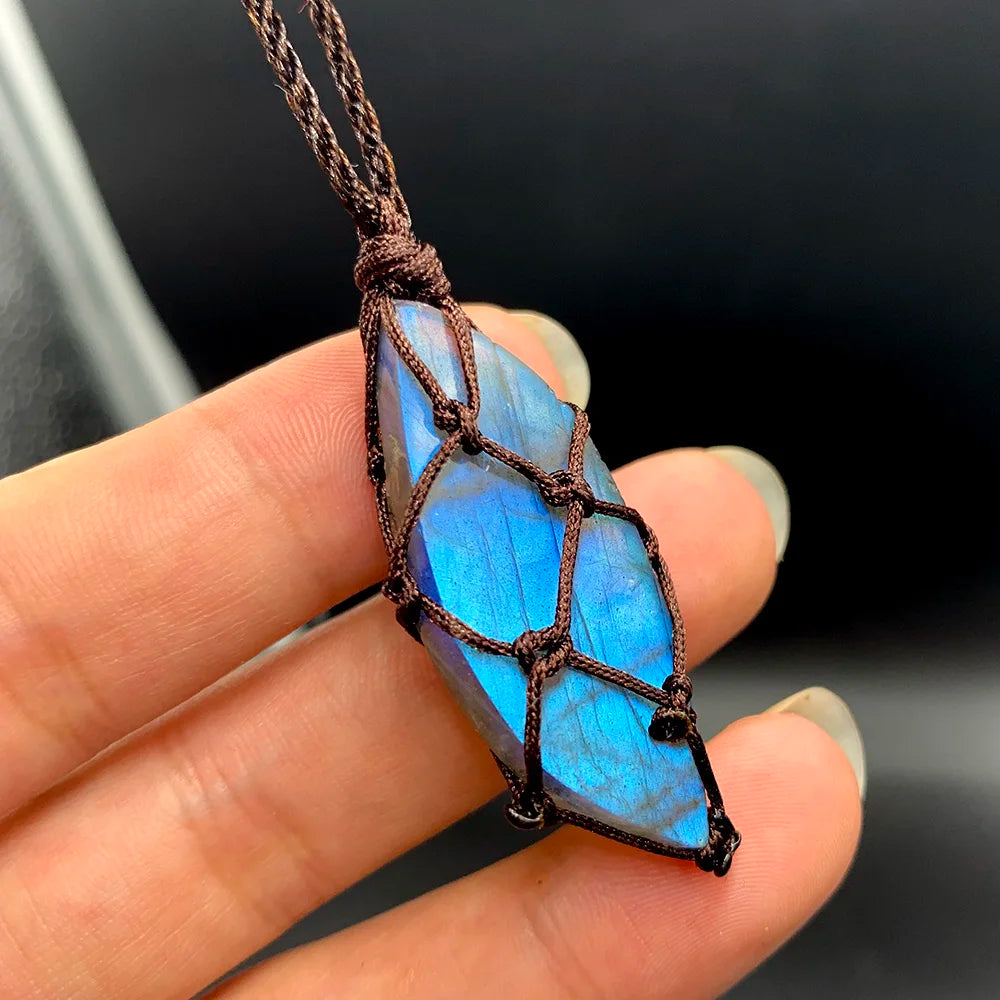 Labradorite Crystal Necklace – Intuition & Protection Stone