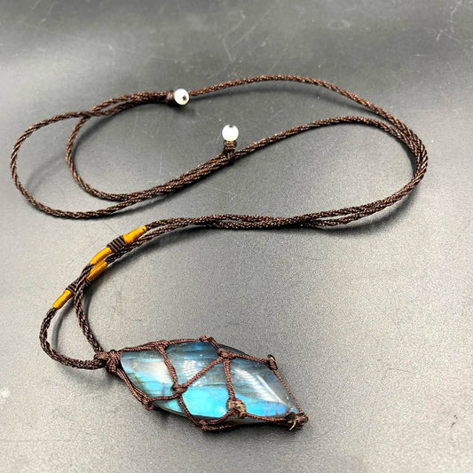 Labradorite Crystal Necklace – Intuition & Protection Stone